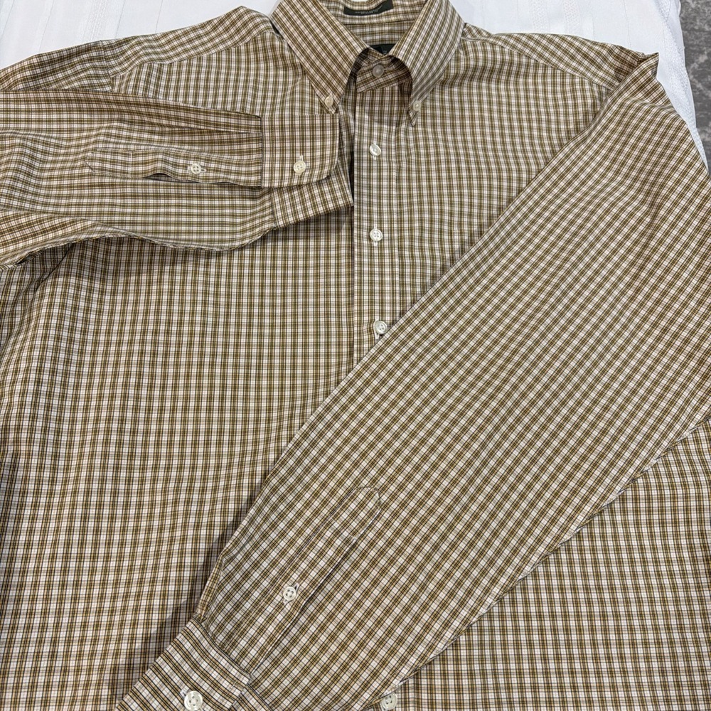 Eddie Bauer Mens Size XL Plaid Shirt Yellow Black Wrinkle Resistant Relaxed Fit - Picture 2 of 5